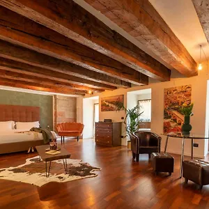 Pensjonat Aurelia Luxury - Piazza Delle Erbe, Werona