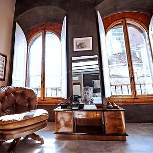 Acacia Cumino-cannella-curry Apartment Florenz
