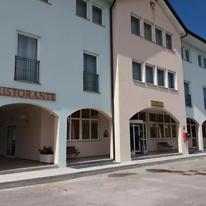 hotel-airport.hotelslidodijesolo.com/